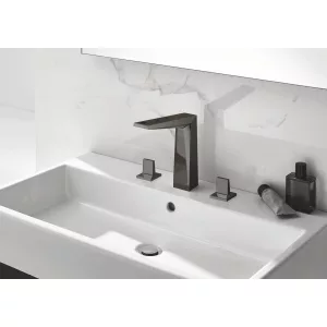 Смеситель для раковины GROHE Allure Brilliant на 3 отверстия, высокий излив, темный графит глянец (20344A00) Смеситель для раковины GROHE Allure Brilliant на 3 отверстия, высокий излив, темный графит глянец (20344A00)