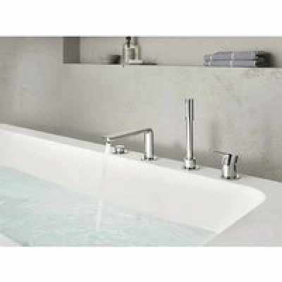 Смеситель для ванны GROHE Lineare на 4 отверстия, хром (19577001) Смеситель для ванны GROHE Lineare на 4 отверстия, хром (19577001)