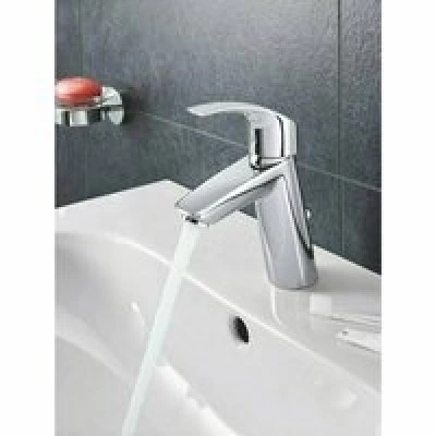 Раковина GROHE Euro Ceramic 60 см, альпин-белый (39335000) Раковина GROHE Euro Ceramic 60 см, альпин-белый (39335000)