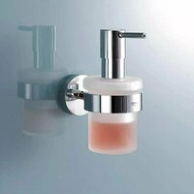 Набор аксессуаров GROHE Essentials New 4 в 1, хром (40846001) Набор аксессуаров GROHE Essentials New 4 в 1, хром (40846001)