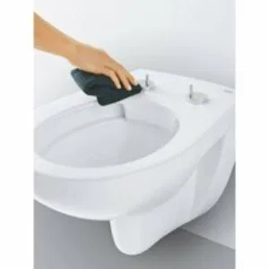 Сиденье для унитаза с микролифтом GROHE Bau Ceramic, альпин-белый (39493000) Сиденье для унитаза с микролифтом GROHE Bau Ceramic, альпин-белый (39493000)