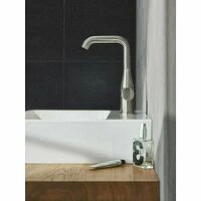 Смеситель для раковины GROHE Essence с донным клапаном, L-Size, суперсталь (32628DC1) Смеситель для раковины GROHE Essence с донным клапаном, L-Size, суперсталь (32628DC1)