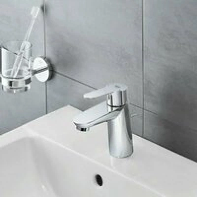 Смеситель для раковины GROHE BauEdge, хром (23328000) Смеситель для раковины GROHE BauEdge, хром (23328000)