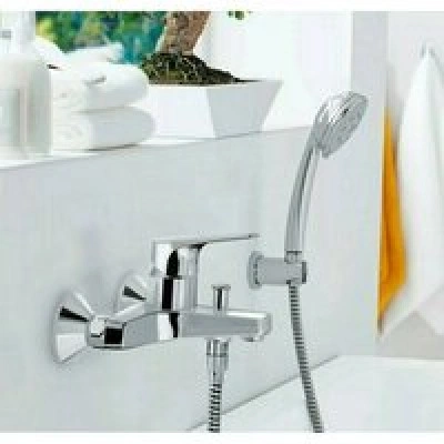 Смеситель для ванны GROHE BauFlow, хром (23601000) Смеситель для ванны GROHE BauFlow, хром (23601000)