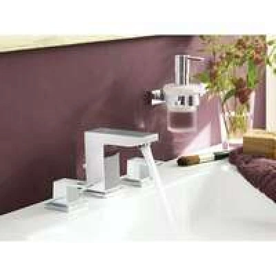 Смеситель для раковины GROHE Eurocube на 3 отверстия с донным клапаном, S-size, хром (20351000) Смеситель для раковины GROHE Eurocube на 3 отверстия с донным клапаном, S-size, хром (20351000)