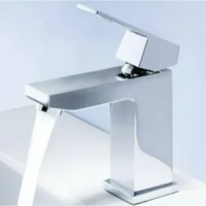 Смеситель для раковины GROHE Eurocube, S-size, хром (2313200E) Смеситель для раковины GROHE Eurocube, S-size, хром (2313200E)