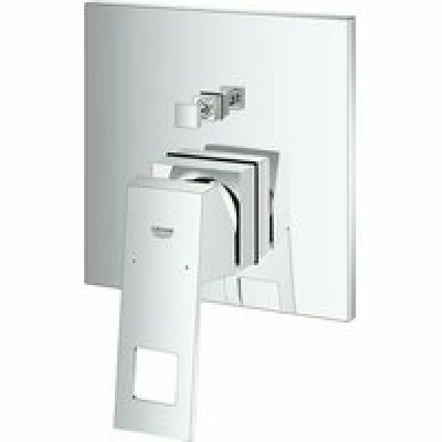 Внешняя часть смесителя для ванны GROHE Eurocube с переключателем на 2 положения, хром (24062000) Внешняя часть смесителя для ванны GROHE Eurocube с переключателем на 2 положения, хром (24062000)