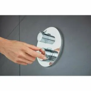 Внешняя часть термостата для ванны GROHE Grohtherm на 2 потребителя, хром (24077000) Внешняя часть термостата для ванны GROHE Grohtherm на 2 потребителя, хром (24077000)