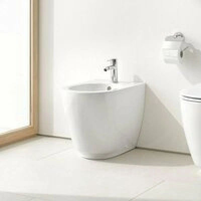 Биде напольное GROHE Essence Ceramic, альпин-белый (3957500H) Биде напольное GROHE Essence Ceramic, альпин-белый (3957500H)