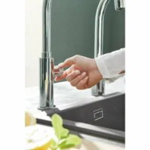Кран для кухонной мойки GROHE Blue Pure Mono с функцией фильтрации, без фильтра в комплекте, хром (31724000) Кран для кухонной мойки GROHE Blue Pure Mono с функцией фильтрации, без фильтра в комплекте, хром (31724000)