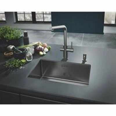 Дозатор жидкого мыла GROHE Cosmopolitan, темный графит матовый, (40535AL0) Дозатор жидкого мыла GROHE Cosmopolitan, темный графит матовый, (40535AL0)