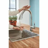 Смеситель для кухни GROHE Zedra Touch сенсорный с вытяжным душем 3jet, хром (30219002)