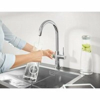 Смеситель для кухонной мойки GROHE Blue Professional с системой фильтрации, охлаждения и газирования воды, хром (31607002) Смеситель для кухонной мойки GROHE Blue Professional с системой фильтрации, охлаждения и газирования воды, хром (31607002)