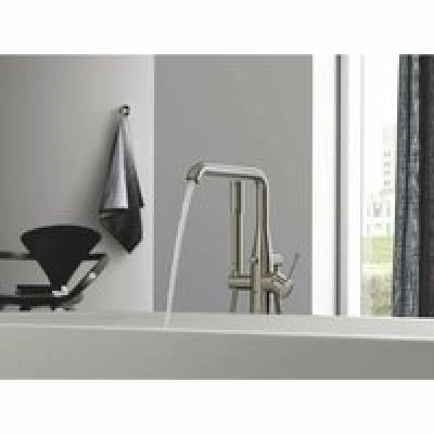Внешняя часть смесителя для ванны GROHE Essence напольного монтажа, никель матовый (23491EN1) Внешняя часть смесителя для ванны GROHE Essence напольного монтажа, никель матовый (23491EN1)