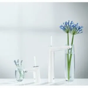Смеситель для раковины GROHE Eurodisc Joy с донным клапаном, S-size, белая луна (23425LS0) Смеситель для раковины GROHE Eurodisc Joy с донным клапаном, S-size, белая луна (23425LS0)