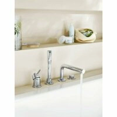 Смеситель для ванны GROHE Essence на 4 отверстия, на край ванны, хром (19578001) Смеситель для ванны GROHE Essence на 4 отверстия, на край ванны, хром (19578001)