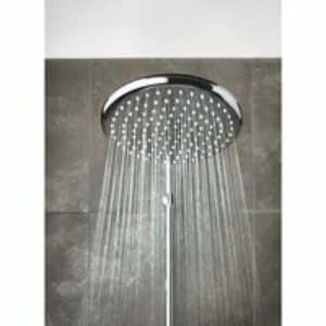 Душевая система GROHE Tempesta Cosmopolitan System 250 со смесителем для душа, хром (26673000) Душевая система GROHE Tempesta Cosmopolitan System 250 со смесителем для душа, хром (26673000)