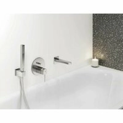 Внешняя часть смесителя для ванны GROHE Plus, суперсталь (24060DC3) Внешняя часть смесителя для ванны GROHE Plus, суперсталь (24060DC3)