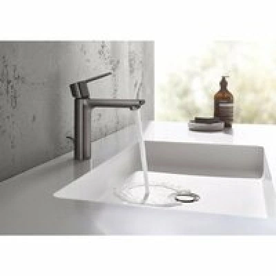 Смеситель для раковины GROHE Lineare с донным клапаном, S-Size, темный графит матовый (32114AL1) Смеситель для раковины GROHE Lineare с донным клапаном, S-Size, темный графит матовый (32114AL1)
