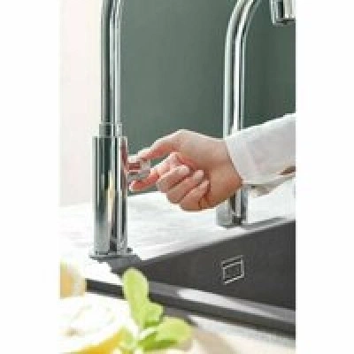 Кран для кухонной мойки GROHE Blue Pure Mono с функцией фильтрации, с фильтром в комплекте, хром (30388000) Кран для кухонной мойки GROHE Blue Pure Mono с функцией фильтрации, с фильтром в комплекте, хром (30388000)