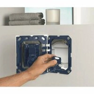 Крепежная рама GROHE Fresh с емкостью для ароматических таблеток (38967000) Крепежная рама GROHE Fresh с емкостью для ароматических таблеток (38967000)