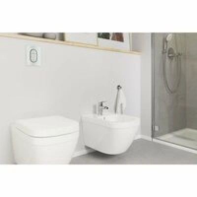 Внешняя часть смесителя для ванны GROHE Eurosmart, хром (24043003) Внешняя часть смесителя для ванны GROHE Eurosmart, хром (24043003)