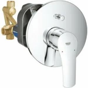 Смеситель для ванны GROHE Eurosmart в комплекте с монтажной частью, хром (33305003) Смеситель для ванны GROHE Eurosmart в комплекте с монтажной частью, хром (33305003)