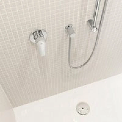 Смеситель для душа GROHE BauEdge в комплекте с монтажной частью, хром (29040001) Смеситель для душа GROHE BauEdge в комплекте с монтажной частью, хром (29040001)