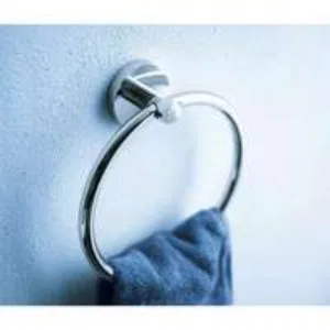 Набор аксессуаров 5 в 1, GROHE Essentials, хром, (40344001) Набор аксессуаров 5 в 1, GROHE Essentials, хром, (40344001)