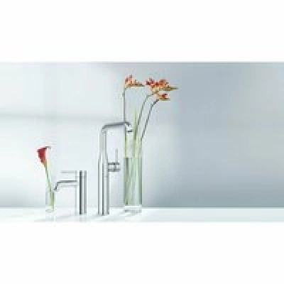 Смеситель для раковины GROHE Essence с донным клапаном, S-size, хром (23589001) Смеситель для раковины GROHE Essence с донным клапаном, S-size, хром (23589001)
