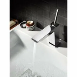 Смеситель для раковины GROHE Eurocube Joy с донным клапаном, S-size, хром (23654000) Смеситель для раковины GROHE Eurocube Joy с донным клапаном, S-size, хром (23654000)