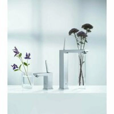 Смеситель для раковины GROHE Eurocube Joy, M-size, хром (23658000) Смеситель для раковины GROHE Eurocube Joy, M-size, хром (23658000)