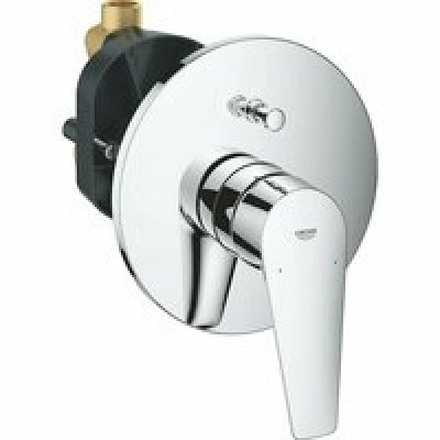 Душевая система GROHE BauEdge со смесителем для ванны, хром (1000190) Душевая система GROHE BauEdge со смесителем для ванны, хром (1000190)