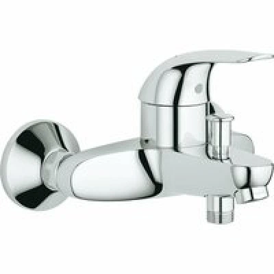 Душевая система GROHE New Tempesta 200 со смесителем для ванны, хром (NB0046) Душевая система GROHE New Tempesta 200 со смесителем для ванны, хром (NB0046)
