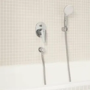 Смеситель для ванны GROHE BauEdge в комплекте с монтажной , хром (29039001) Смеситель для ванны GROHE BauEdge в комплекте с монтажной , хром (29039001)