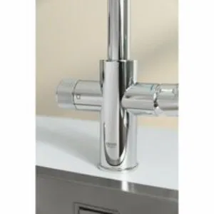 Смеситель для кухонной мойки GROHE Blue Pure Minta c вытяжным изливом, функцией фильтрации, с фильтром в комплекте, хром (30591000) Смеситель для кухонной мойки GROHE Blue Pure Minta c вытяжным изливом, функцией фильтрации, с фильтром в комплекте, хром (30591000)