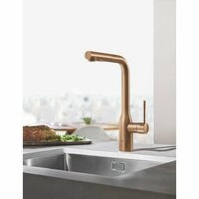 Смеситель для кухни GROHE Essence с вытяжным изливом 2jet, теплый закат матовый (30504DL0) Смеситель для кухни GROHE Essence с вытяжным изливом 2jet, теплый закат матовый (30504DL0)