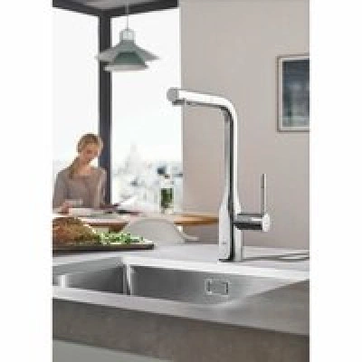 Смеситель для кухни GROHE Essence с вытяжным изливом 2jet, хром (30504000) Смеситель для кухни GROHE Essence с вытяжным изливом 2jet, хром (30504000)