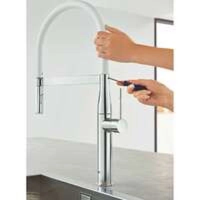 Смеситель для кухни GROHE Essence, хром (30503000) Смеситель для кухни GROHE Essence, хром (30503000)