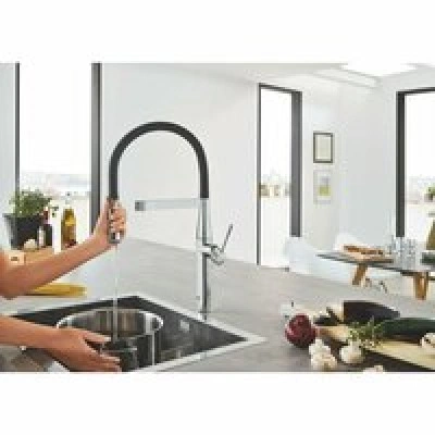 Смеситель для кухни GROHE Essence, хром (30503000) Смеситель для кухни GROHE Essence, хром (30503000)