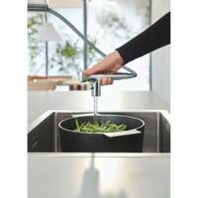 Смеситель для кухни GROHE Essence, хром (31892000) Смеситель для кухни GROHE Essence, хром (31892000)