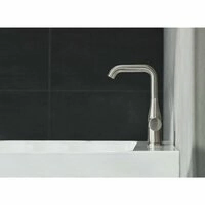 Смеситель для раковины GROHE Essence с донным клапаном, L-size, суперсталь (24174DC1) Смеситель для раковины GROHE Essence с донным клапаном, L-size, суперсталь (24174DC1)