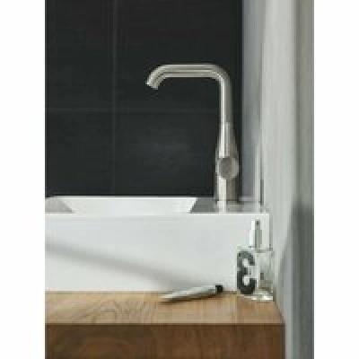Смеситель для раковины GROHE Essence с донным клапаном, L-size, суперсталь (24174DC1) Смеситель для раковины GROHE Essence с донным клапаном, L-size, суперсталь (24174DC1)