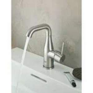 Смеситель для раковины GROHE Essence с донным клапаном, M-size, суперсталь (24173DC1) Смеситель для раковины GROHE Essence с донным клапаном, M-size, суперсталь (24173DC1)