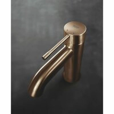 Смеситель для раковины GROHE Essence с донным клапаном, S-size, теплый закат матовый (24171DL1) Смеситель для раковины GROHE Essence с донным клапаном, S-size, теплый закат матовый (24171DL1)