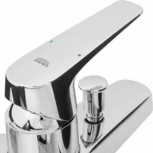 Смеситель для ванны GROHE BauFlow, хром (23756000/U), уценненый товар Смеситель для ванны GROHE BauFlow, хром (23756000/U), уценненый товар